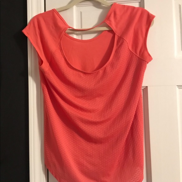 Top - Picture 2 of 2